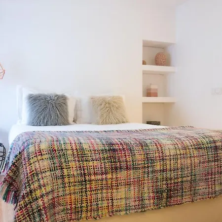 Plum Guide - Silhouettes Appartement Lissabon